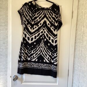 Studio Black and White Geometric Mini Dress size 2XL EUC